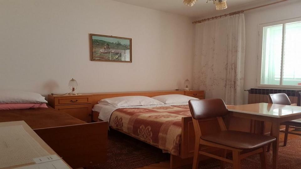 Apartments & Room Jagoda 巴斯卡 外观 照片